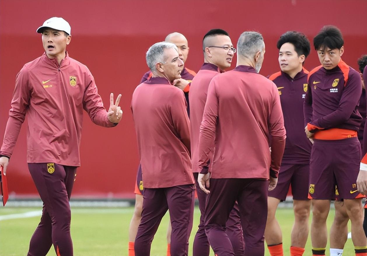 kaiyun-大换血！邵佳一治军严格或重新洗牌国足阵容，近一半国脚恐遭淘汰